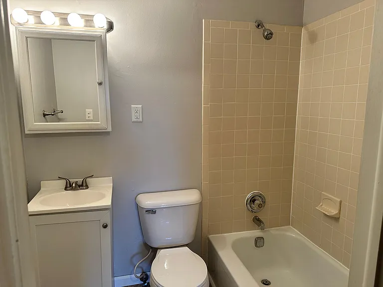 580 Mesa Dr #201 — Photo 45
