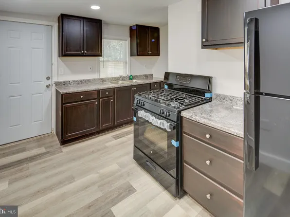 1126 W 3rd St, Wilmington, DE 19805