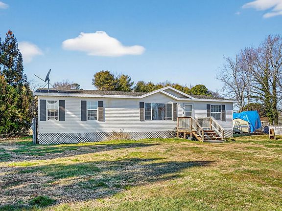 3rd image of 8024 Hickman Farm Rd