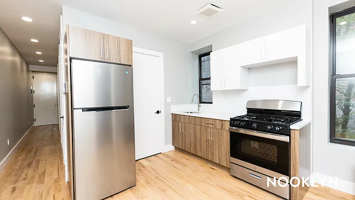 Rented by Nooklyn NYC LLC | media 2