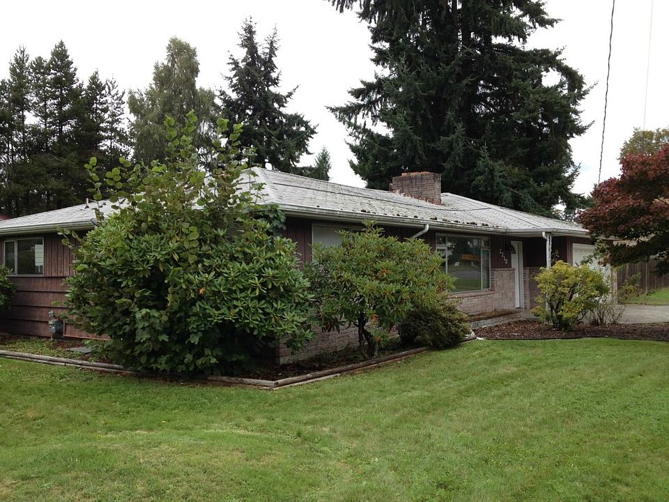 1st image of 2213 College St SE