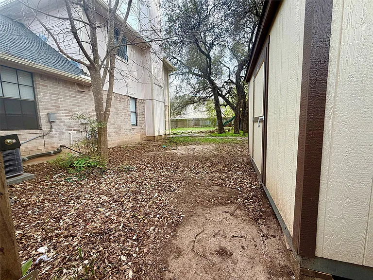 17844 Park Valley Dr — Photo 39