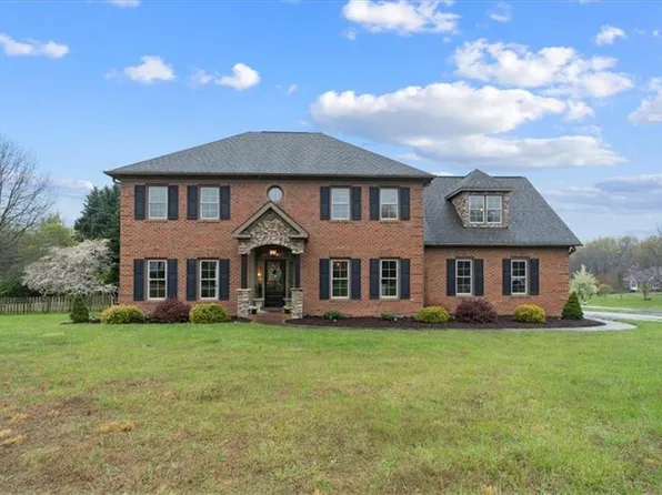 5515 Union Grove Rd, Oak Ridge, NC 27310