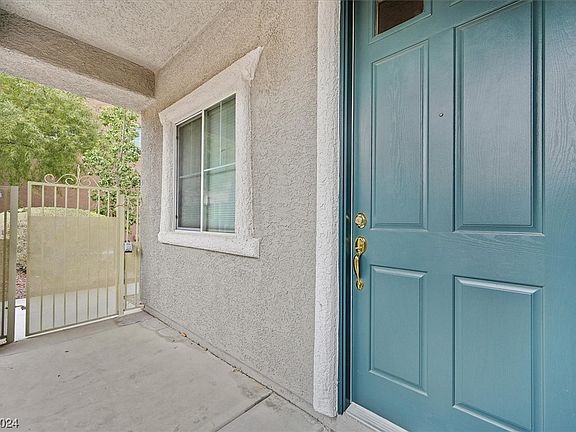 2nd image of 9857 Fountain Walk Ave