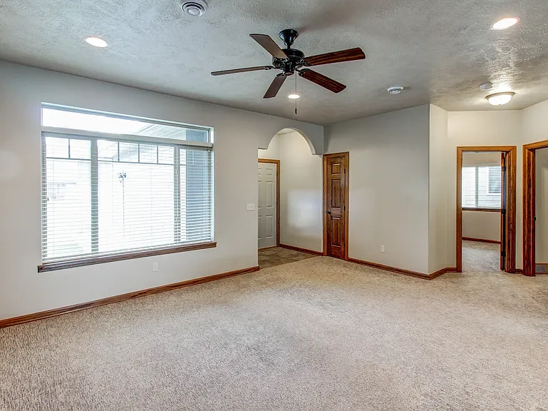 Bison Trail Twin Homes — Photo 13