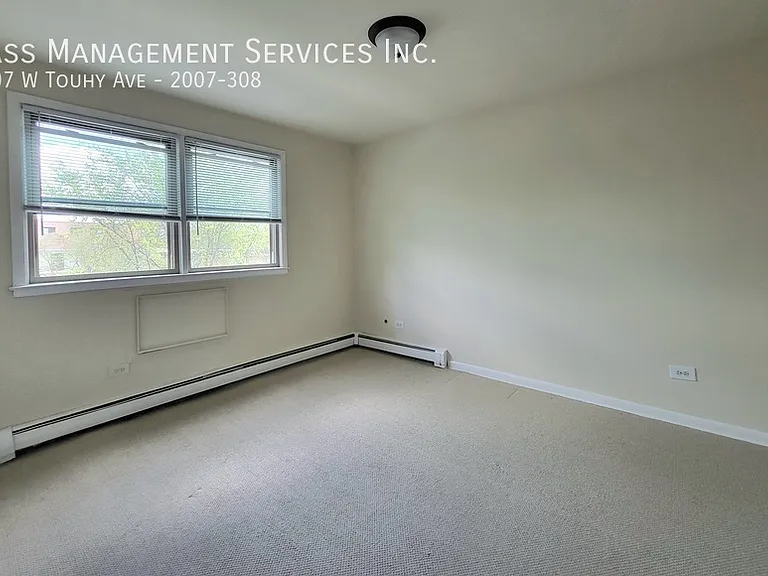 2007 W Touhy Ave #308 — Photo 11