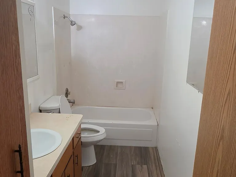 350 Moonlite Dr — Photo 5