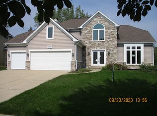 1682 Jeanel Ln, Aurora, IL 60502