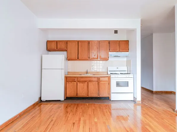 80 Saint Nicholas Ave #5C, New York, NY 10026