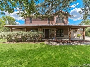 201 S Rolling Oaks Ln, San Antonio, TX 78253