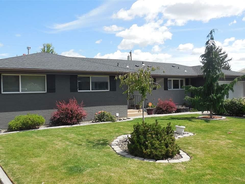 1st image of 1828 W 12th Ave