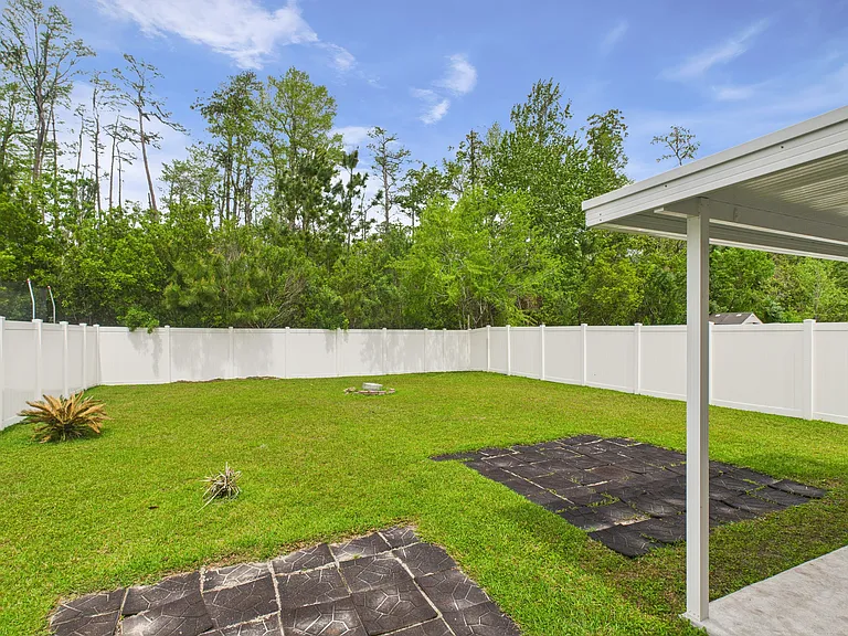213 Grandview Dr — Photo 32