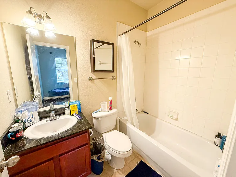2942 SW 35th Pl #33 — Photo 14