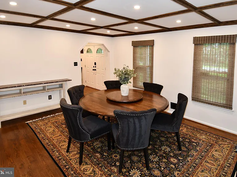 12134 Holly Knoll Cir — Photo 21