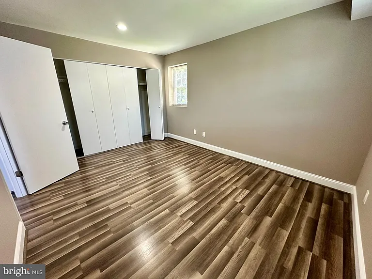 11908 Tarragon Rd #L — Photo 16
