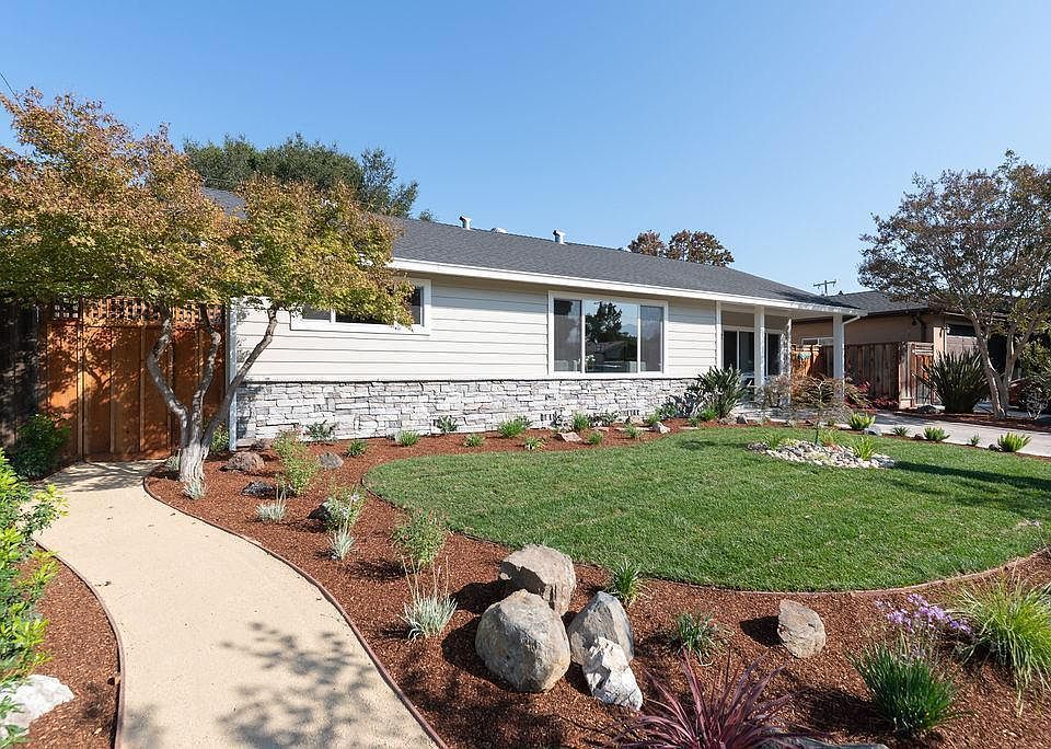 1st image of 1058 Grape Ave