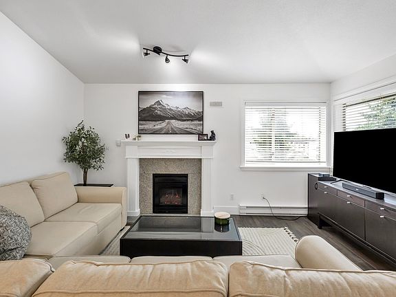 2nd image of 33675 Marshall Rd #308