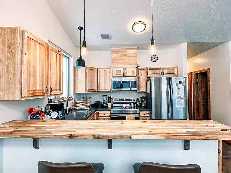 518 Iowa Ave #1 — Photo 9