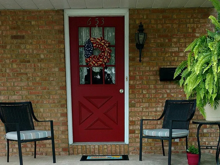 323 Hall Ave — Photo 5
