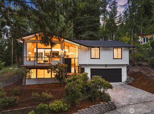 17613 NE 31st Pl, Redmond, WA