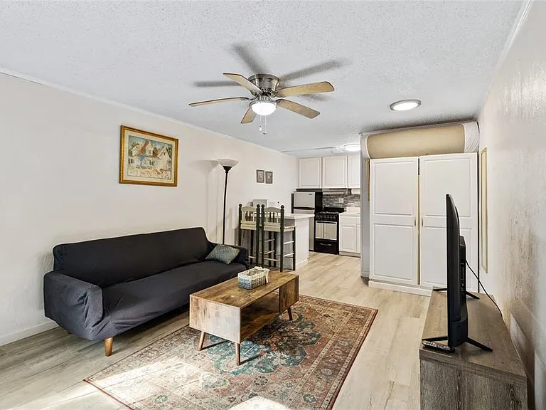 2490 SW 14th Dr #23 — Photo 5