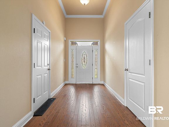 3rd image of 9792 Torrington Dr S