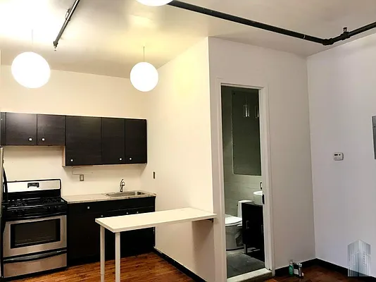 Rented by Skyline Group Real Estate | media 1