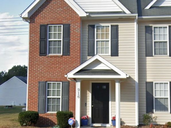 916 Savin Lndg, Knightdale, NC 27545 – 2-bedroom rental in Knightdale