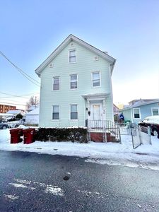 51 Floyd St, Lowell, MA, 01852