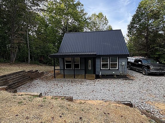 1st image of 250 Little Cabin Ln