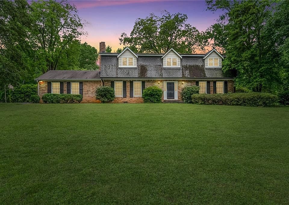 2800 Davis Rd, Marietta, GA 30062 Zillow