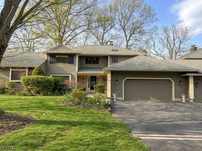 38 Hunters Circle, Lebanon, NJ, 08833