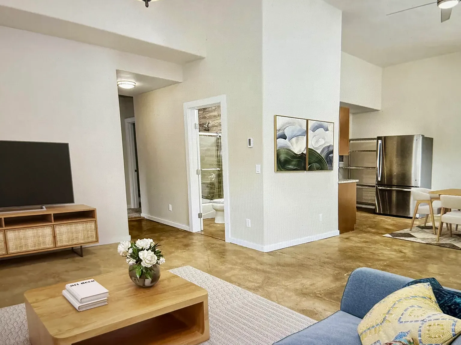 2 bed, 1150 sqft, $2,600 — Photo 2