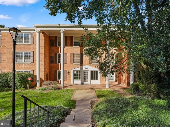 7640 Provincial Dr APT 314, McLean, VA 22102
