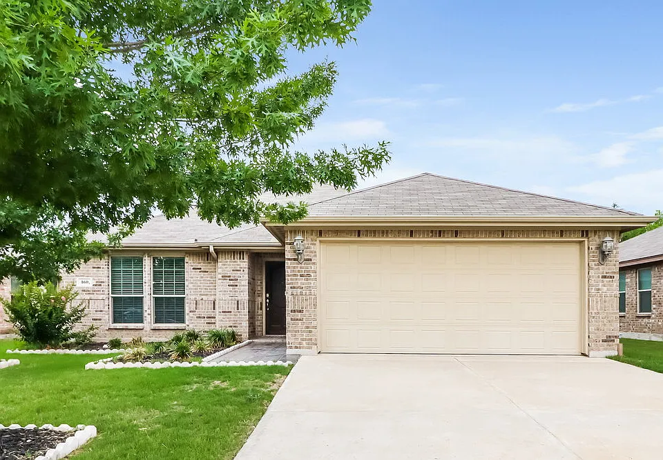 160 Spring Hollow Dr