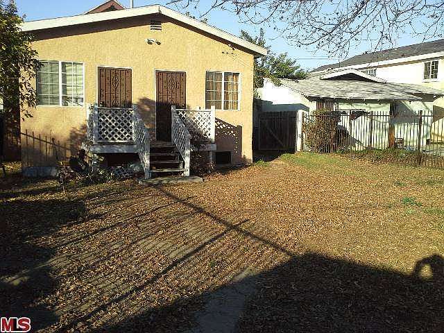 2nd image of 420 W 54th St