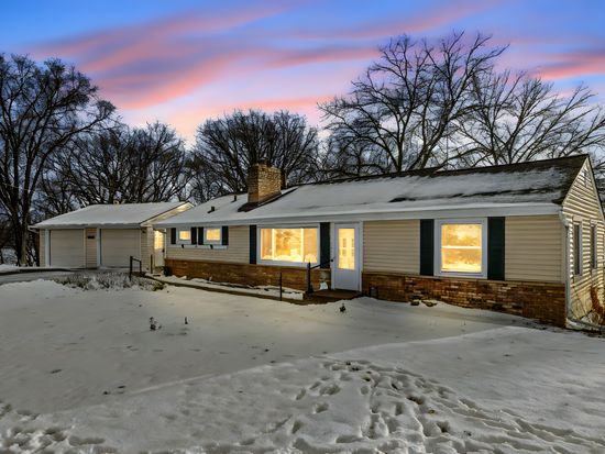 6015 Aspen Rd, Mound, MN 55364