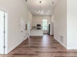 441 W Main St #1, Cary, IL 60013