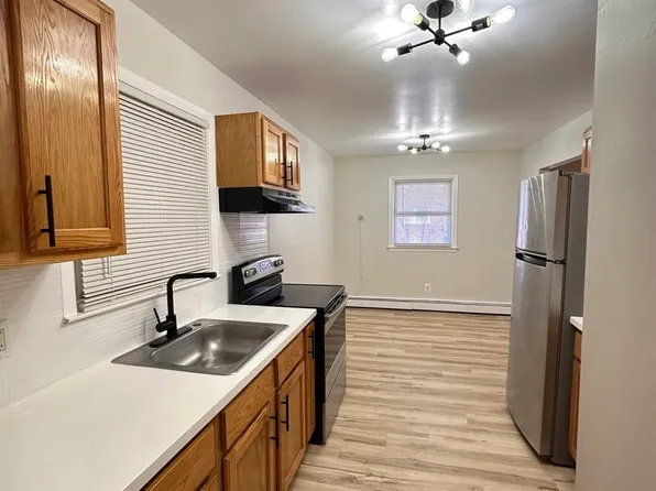 2A Colletti Ter #2A, Monroe Township, NJ 08831