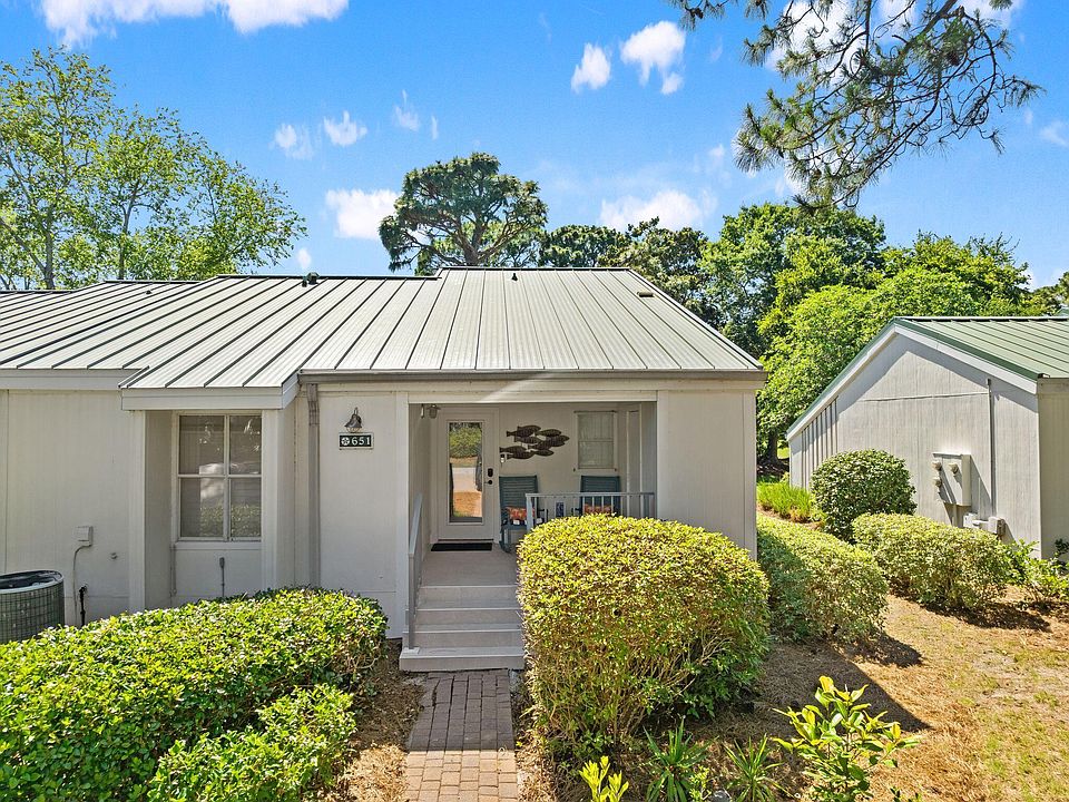 1st image of 651 Bayou Dr #651