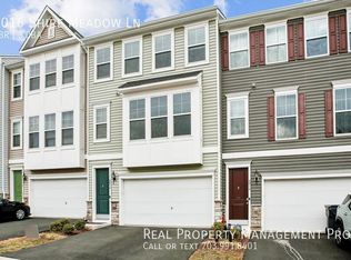 4016 Shire Meadow Ln, Triangle, VA 22172