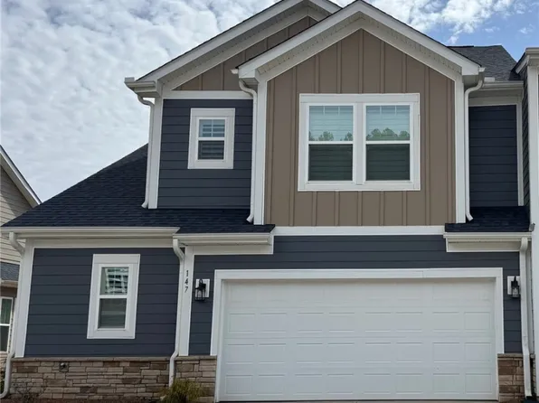 147 Grange Valley Ln, Central, SC 29630