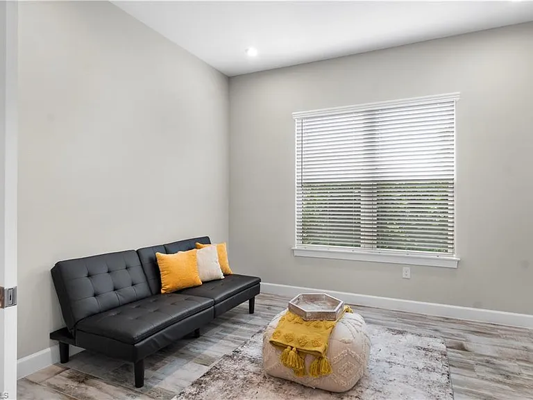 15312 Motta Way — Photo 15