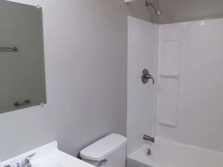 2508 Elliott Ave — Photo 14