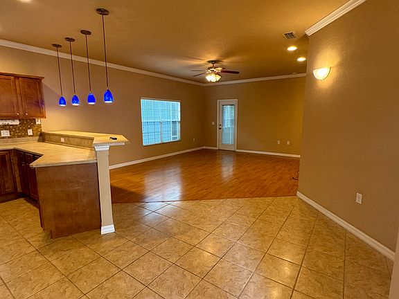 5th image of 1266 NW 120th Way