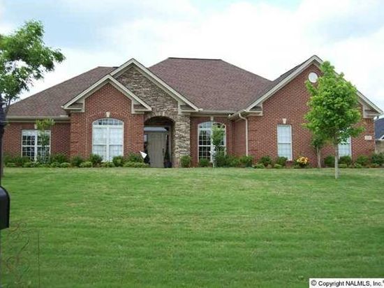 221 Ash Ridge Dr, New Market, AL 35761