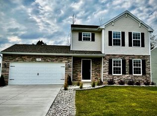 564 Knollwood Dr, Ortonville, MI