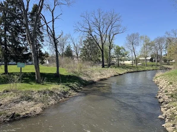 106 State Street, Mazomanie, WI 53560