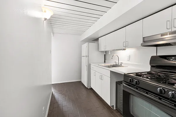 Rented by Douglas Elliman | media 10