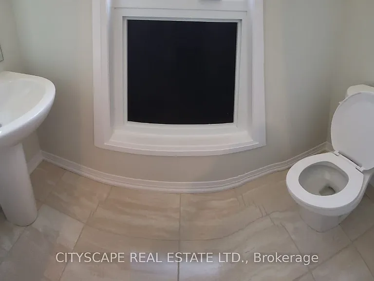 261 Woodbine Ave #C053 — Photo 18